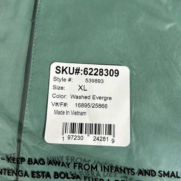 Lands' End Men's Waterproof Squall Parka Coat NWT - Picture 9 of 11